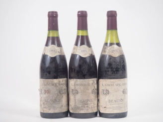 Vente aux enchères 3 BOUTEILLES BEAUNE LABOURÉ ROI - 1991 - 1,5 à 3,8 CM/ETS/BS 