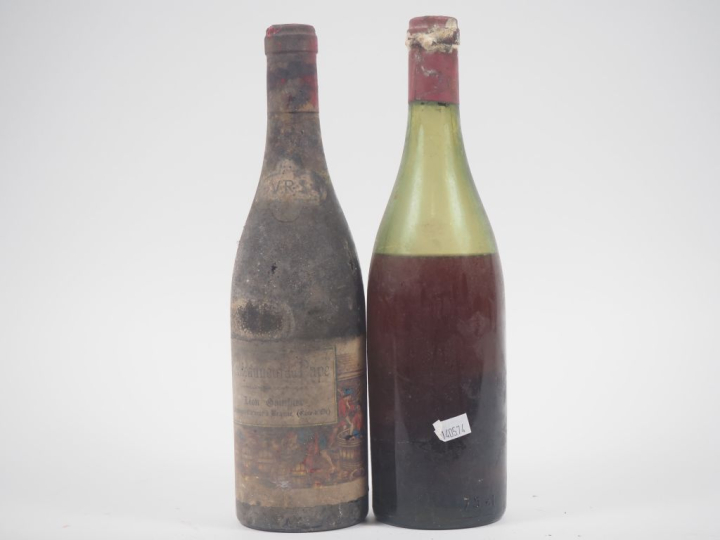 2 VIEILLES BOUTEILLES CHÂTEAUNEUF DU PAPE : 1 LÉON GAUTHIER 'V.R.S.' B