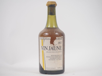 Vente aux enchères 1 BOUTEILLE VIN JAUNE DOMAINE DE LA CROIX DE MARCHE - 1983 - EA 