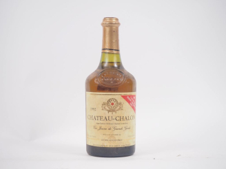 Vente aux enchères 1 BOUTEILLE CHÂTEAU CHALON - 1992