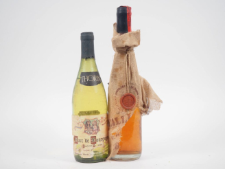 Vente aux enchères 2 BOUTEILLES : 1 MARC DE BOURGOGNE THORIN EA - 1 VIN DE CÉPHALONIE
