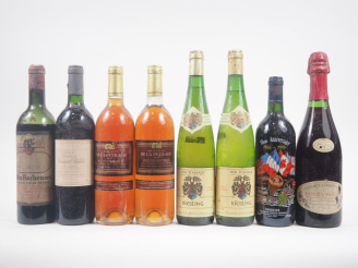 Vente aux enchères 8 BOUTEILLES : 1 CÔTES DE ROCHENSES SAINT ÉMILION - 1961 - VIDANGE / 1