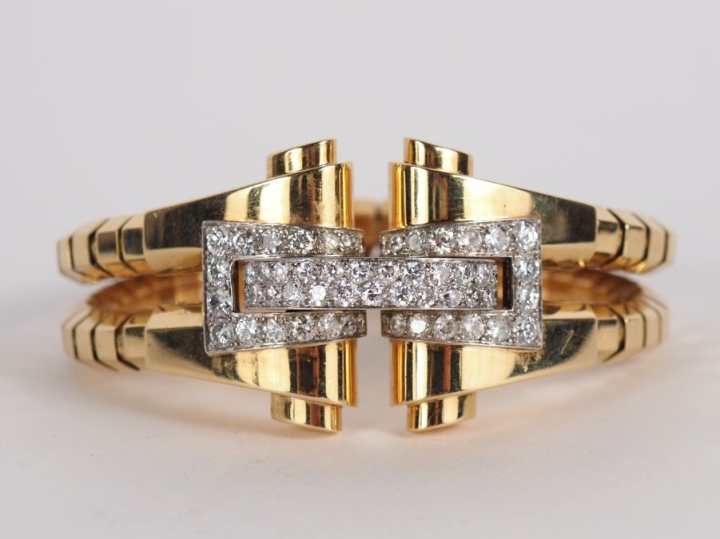 BOUCHERON, Paris Bracelet tank en platine et or jaune 750, composé d'u