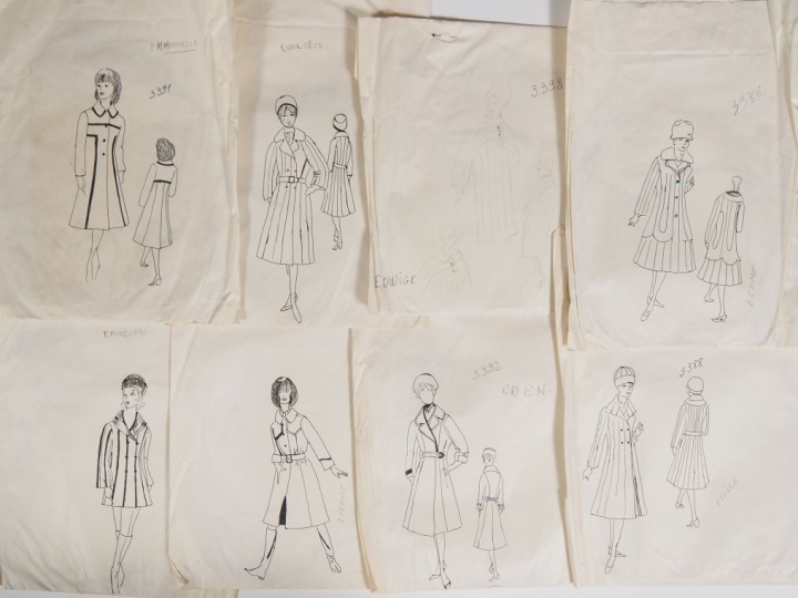 Marguerite JURE Ensemble de trente-trois patrons de couture.  Dans leu