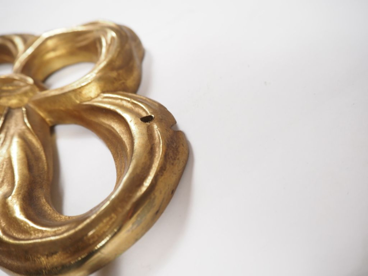 Importante paire d'appliques Napoléon III de style Louis XVI à décor d