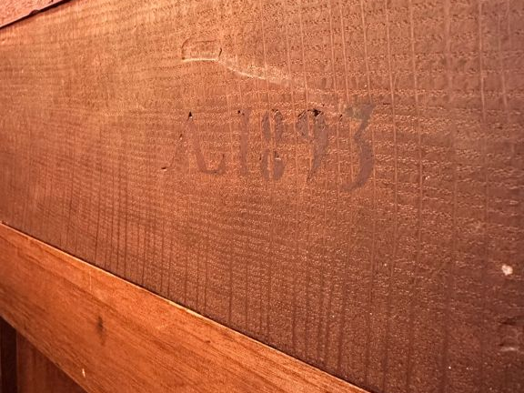 Exceptionnel serre bijoux de style Louis XVI en acajou et placage d'ac