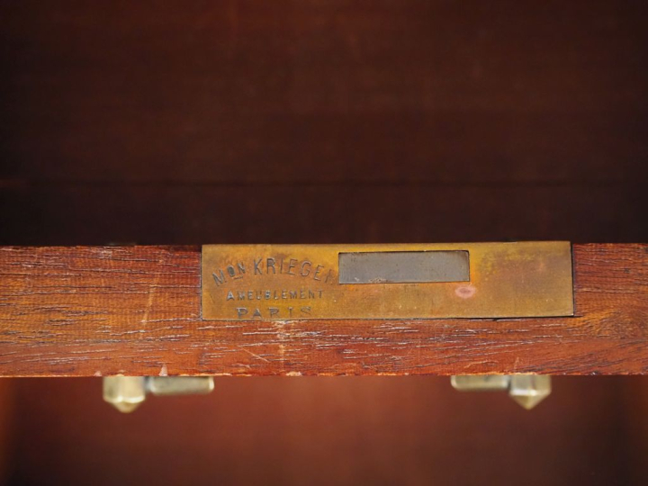 KRIEGER.  Bonheur du jour de style Louis XVI en acajou et placage d'ac