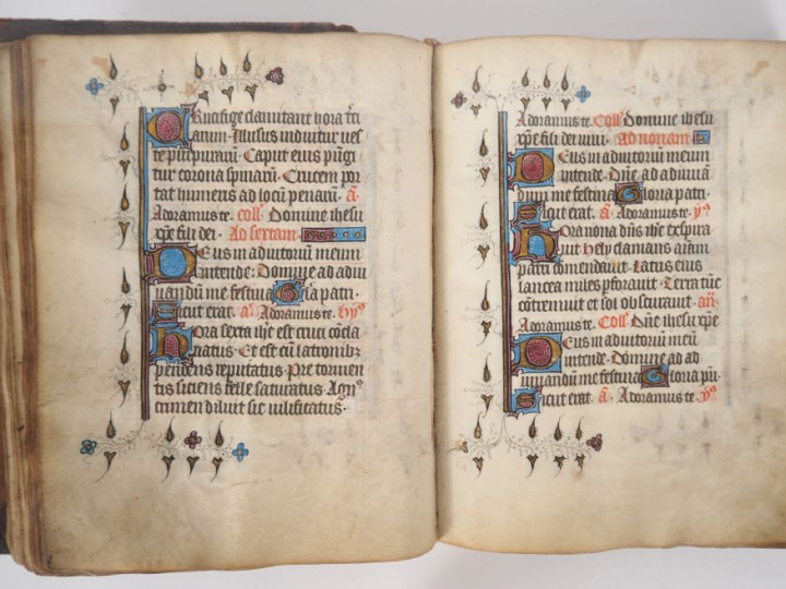 [LIVRE D’HEURES]. LIVRE D’HEURES XVe ENLUMINÉ. Petit in-quarto (corps 