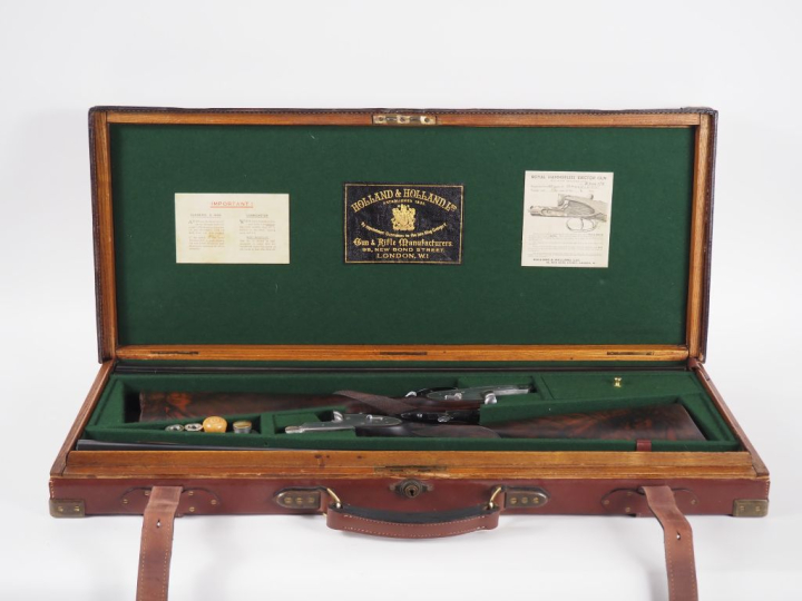 Paire de fusils de chasse Holland   Holland « Royal Hammerless ejector
