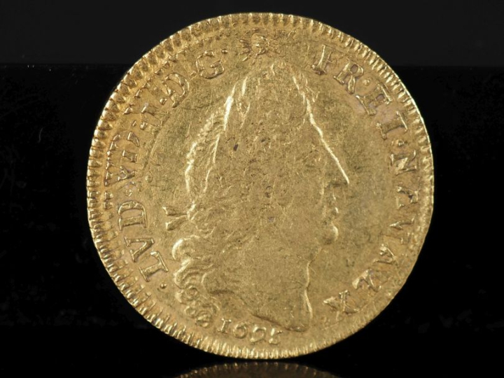 Pièce or, Louis aux 4 L, 1695-W.  Diam. 25 mm Poids. 6,65 g FRAIS ACHE
