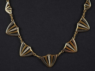 Vente aux enchères Collier draperie deux tons d'or 750, maillons rectangulaires forçat, à