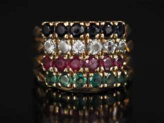 Vente aux enchères Bague quatre anneaux en or jaune 585, sertie de pierres de couleur.  T