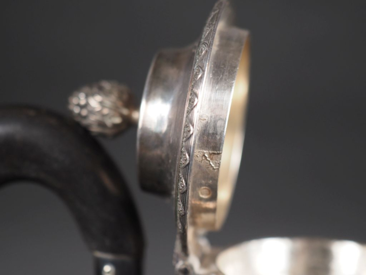 Théière fin XVIIIème - début XIXème en argent 950, poinçon au 1er Coq,