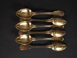 Vente aux enchères Suite de six petites cuillères fin XVIIIème - début XIXème en argent d