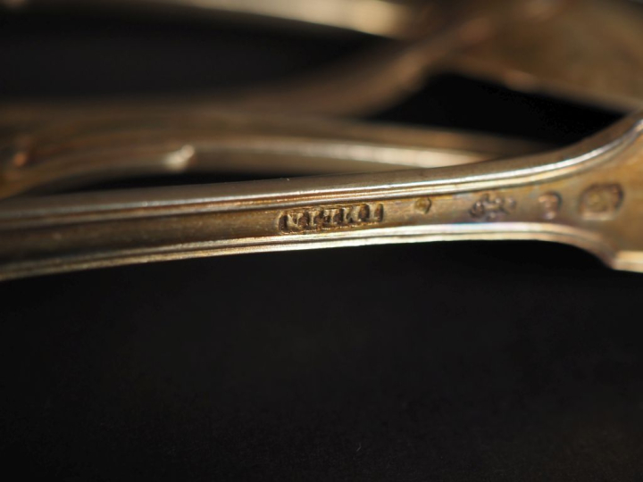 Suite de six petites cuillères fin XVIIIème - début XIXème en argent d