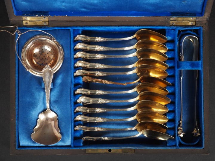 Service à thé de style Louis XV en argent et argent doré 925, poinçon 