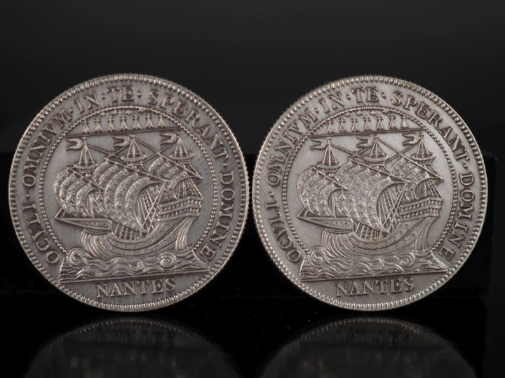 Deux médailles de "La chambre au tribunal de Commerce de Nantes" en ar