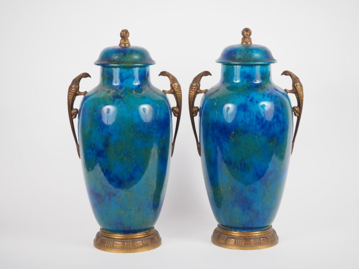 Paul MILET.  Sèvres. Paire de vases montés, en céramique bleu turquois