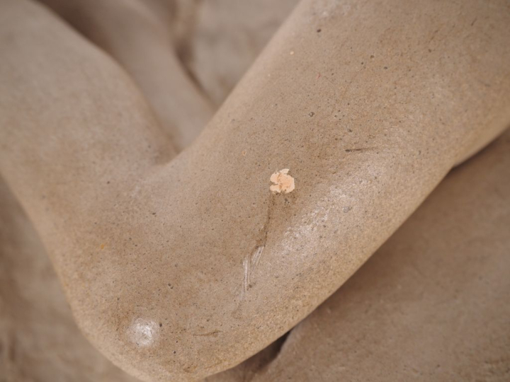 CLAUDION (d'après).  "Jeune femme à l'antique dénudée". Sculpture en t