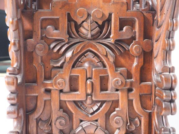 Meuble d'applique à étagères en bois de rose et marqueterie de nacre, 