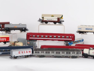 Vente aux enchères Matériel roulant en HO de marque Jouef et Ho Hornby comprenant des wag