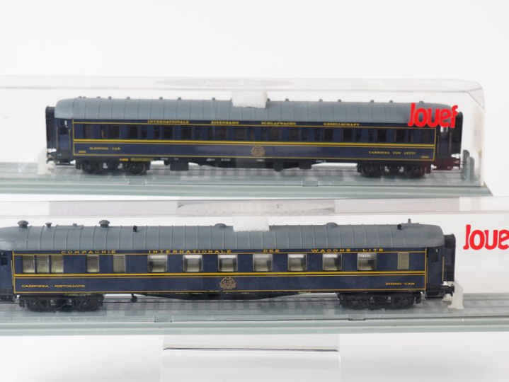 Matériel roulant HO de marque jouef comprenant 2 voitures voyageurs CI