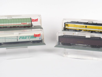 Vente aux enchères Matériel roulant HO de marque jouef comprenant 4 pièces en boîte crist