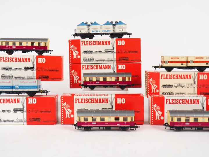 Matériel roulant en HO de marque FLEISCHMANN en boites d’origine lot d