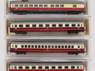 Vente aux enchères Matériel roulant en HO de marque FLEISCHMANN en boites cristal (abimée