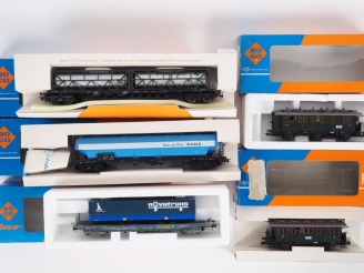 Vente aux enchères Matériel roulant en HO de marque ROCO en boites d’origine lot de 3 wag