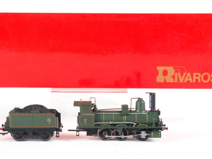 Matériel roulant Ho RIVAROSSI comprenant locomotive 030 Bourbonnais SN