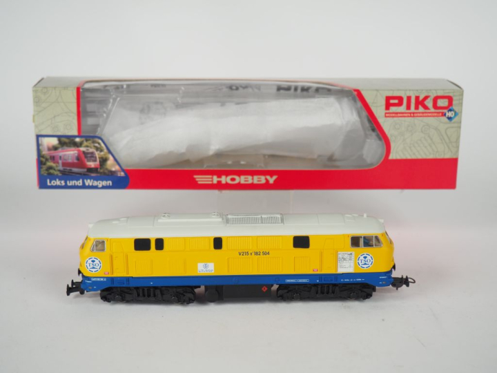 Matériel roulant Ho PIKO Locomotive Diesel TSO V215 no 182 504 réf 575