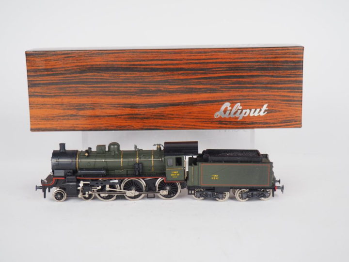 Matériel roulant Ho Liliput Locomotive vapeur type 203 F 317 SNCF dans