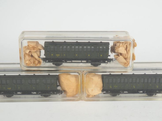 Vente aux enchères Matériel roulant RG, rangé dans des boites cristal France train lot de