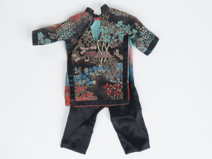 Lot de vêtements pour poupée ancienne taille Bleuette ou Bleuette elle