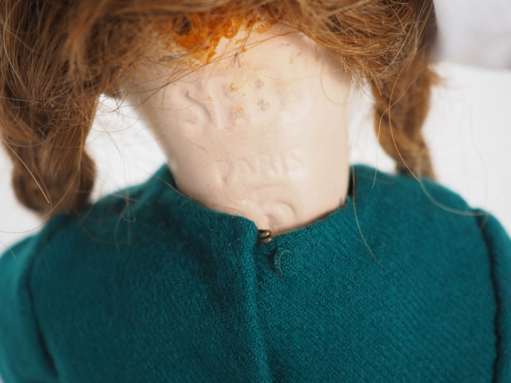 Poupée Rosette entièrement en composition marquée 3 sur la tête et 3 s