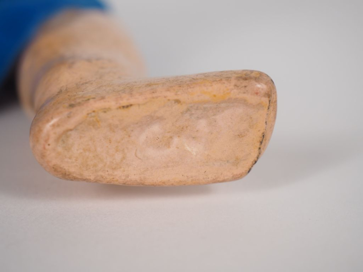 Lot comprenant une poupée rosette entièrement en composition avec son 