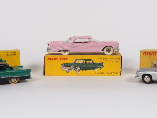 Dinky Toys France Lot de 3 véhicules en boite (défraichies) dont : Mer
