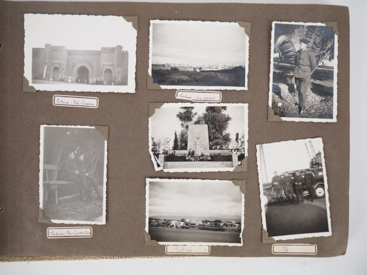 PHOTOGRAPHIE. Deux albums contenant plus de 240 photographies sur l'Af