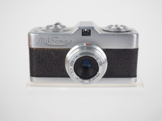 Vente aux enchères MEOPTA MIKROMA. Appareil photographique miniature n°438449 avec object