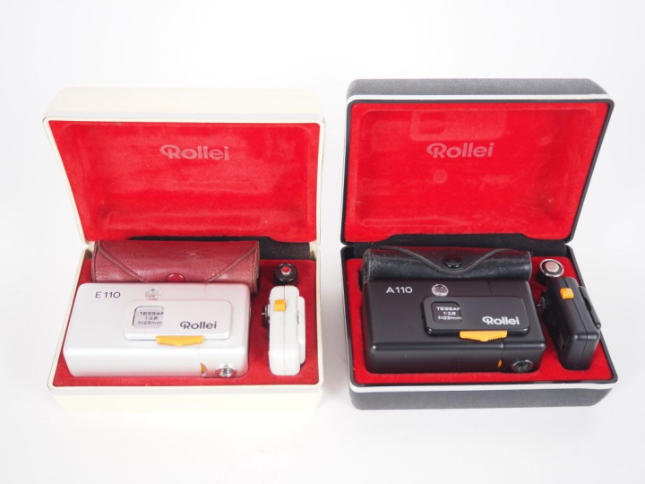 ROLLEI. Lot de deux appareils photographiques miniatures dans leur cof