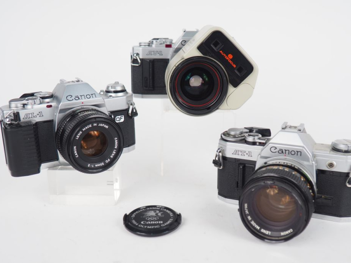 CANON. Lot de trois appareils photographiques : - AL-1 QF n°1195945 av