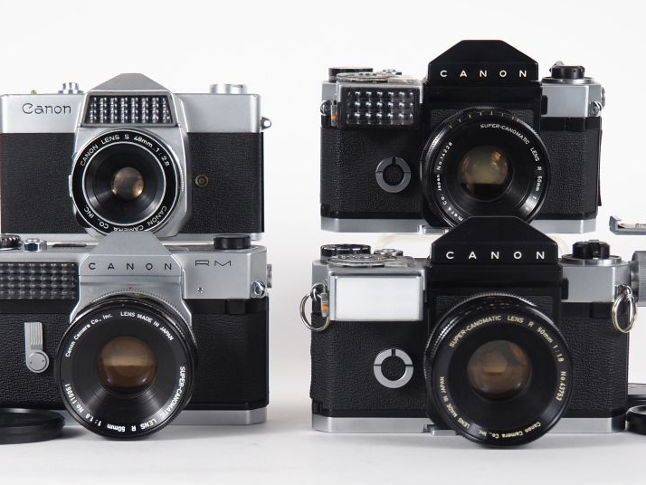 CANON. Lot de quatre appareils photographiques : - CANONFLEX n° 52918 