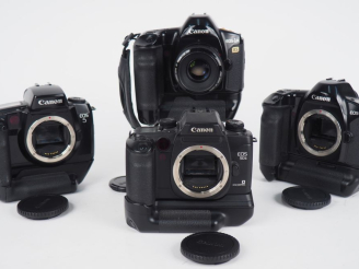 Vente aux enchères CANON. Lot de quatre appareils photographiques reflex : - EOS-1 N n°21