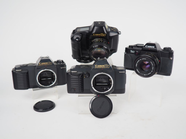 CANON. Lot de quatre appareils photographiques : - T60 n°28250133 avec