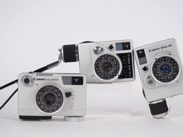 CANON DIAL. Lot de trois appareils photographiques : - DIAL RAPID - DI