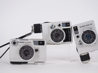 Vente aux enchères CANON DIAL. Lot de trois appareils photographiques : - DIAL RAPID - DI