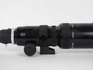 Vente aux enchères CANON. Super Téléobjectif FL 1:8/800 n°10157 dans une malette en bois 