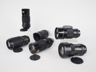 Vente aux enchères CANON. Lot de six objectifs : - FD 1:4/200 n°71608 - ZOOM FD 1:2.8-3.5