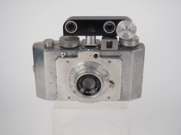 GALLUS DERLUX. Appareil photographique avec objectif GALLIX 1:3.5/50 n
